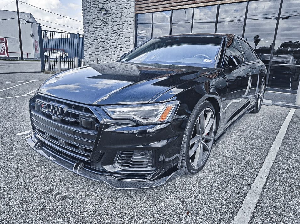 Post 9 by Carbon Showroom 🏎️💨 on Instagram (carousel)