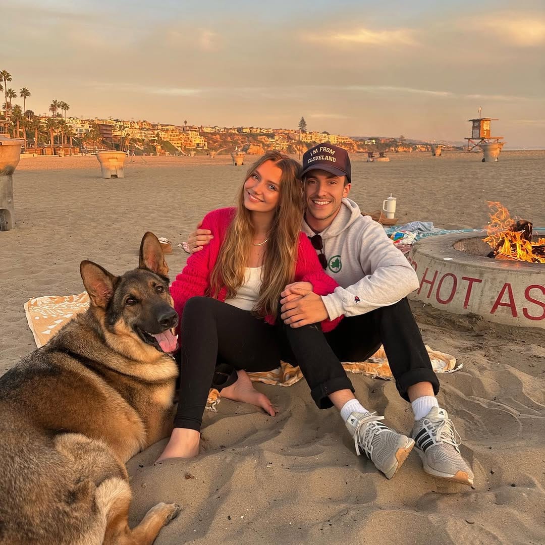 Post 4 by Carlie Autumn on Instagram (image)