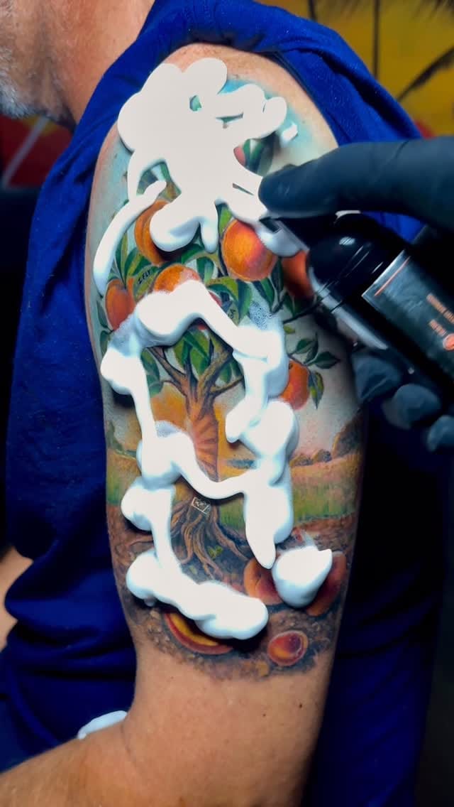 Post 7 by Aaron Valenzuela on Instagram (video)