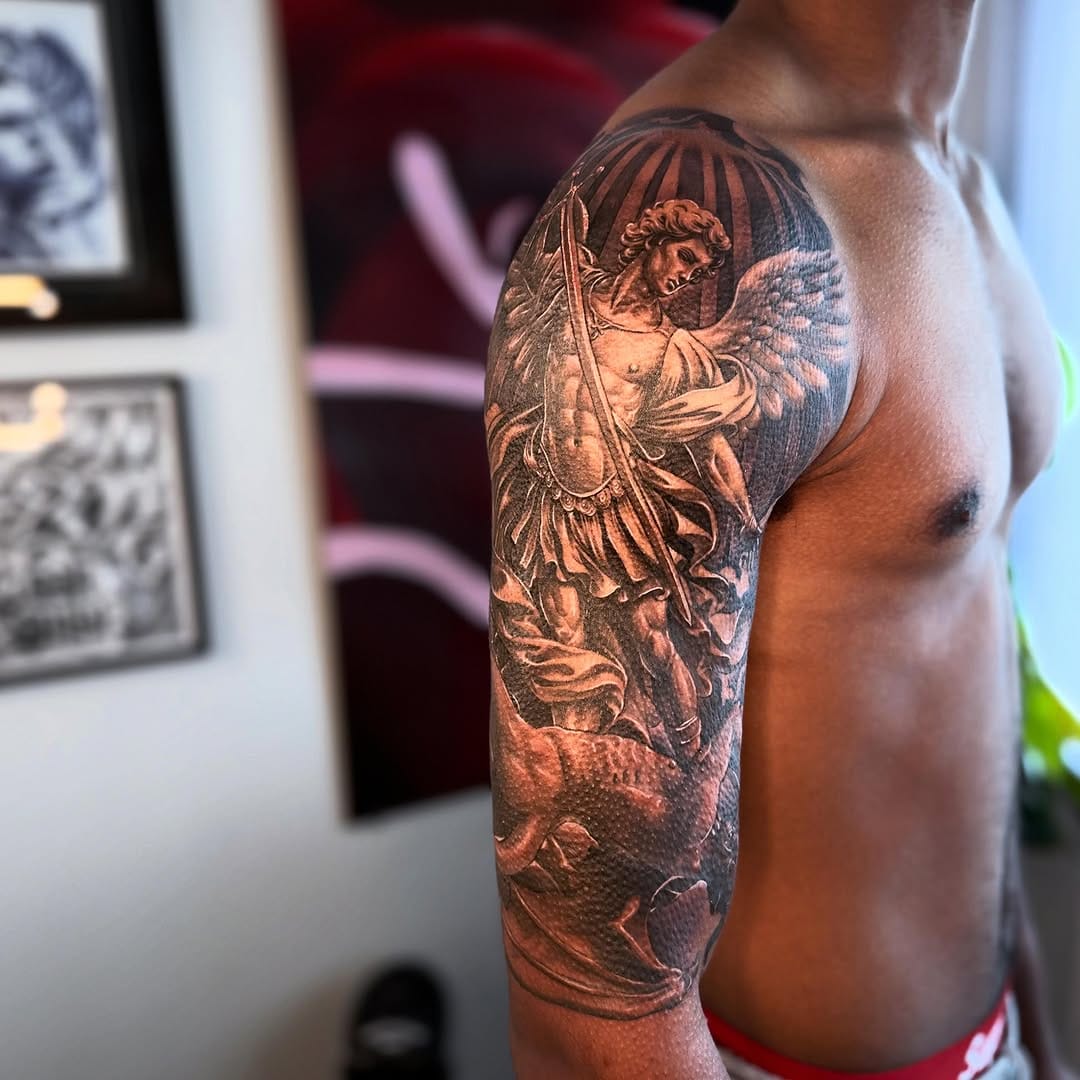 Post 2 by Jae Tattoos 🇲🇽🇺🇸 on Instagram (carousel)