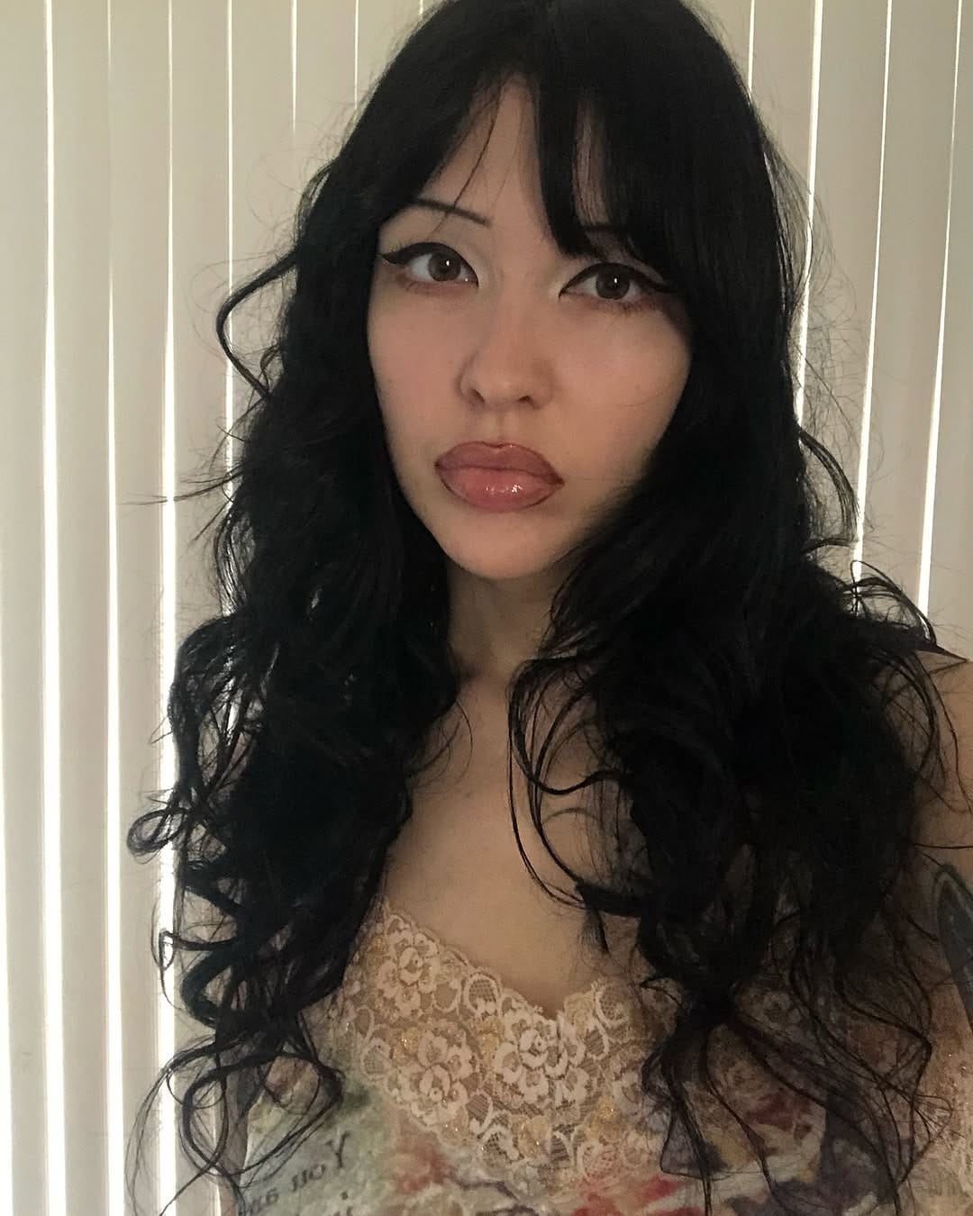 Post 3 by @cyb3rnita on Instagram (carousel)