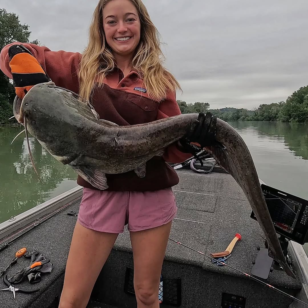 Post 3 by Adriano Marini Angler on Instagram (carousel)