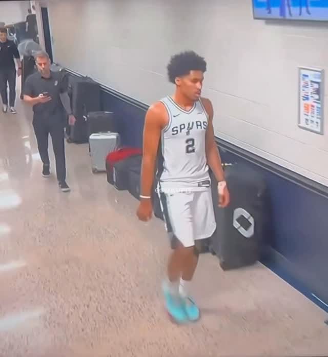 Post 3 by SUAVE on Instagram (video)