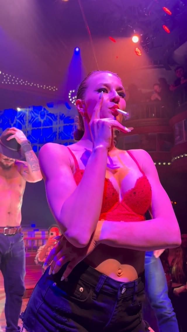 Post 1 by ▪️𝐕𝐥𝐚𝐝𝐚 𝐑𝐨𝐦𝐚𝐧𝐨𝐯𝐚 ▪️ on Instagram (video)