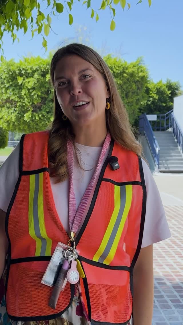 Post 4 by JFK School of Querétaro on Instagram (video)