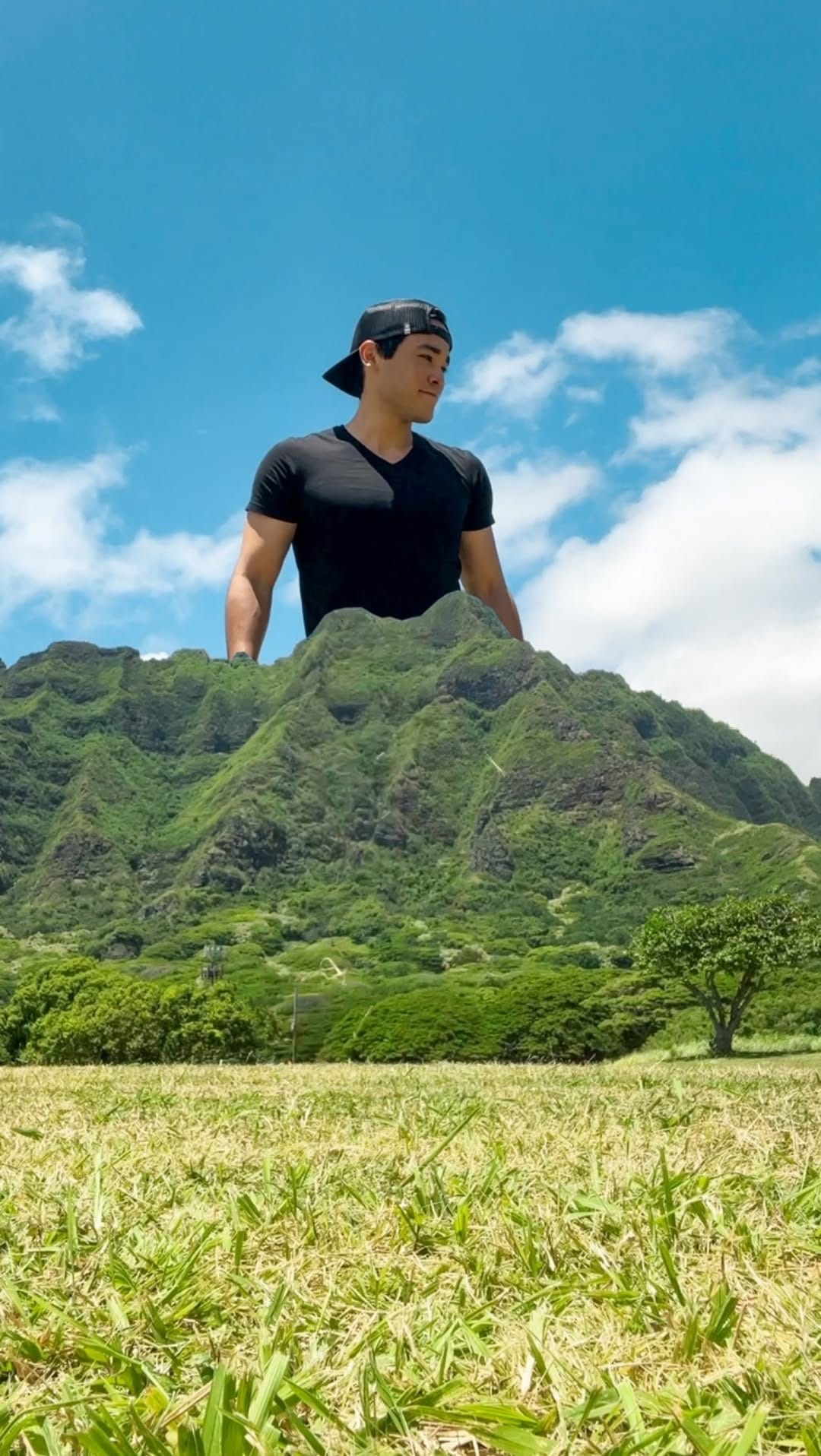 Post 10 by Anthony Castro • Hawaii on Instagram (video)