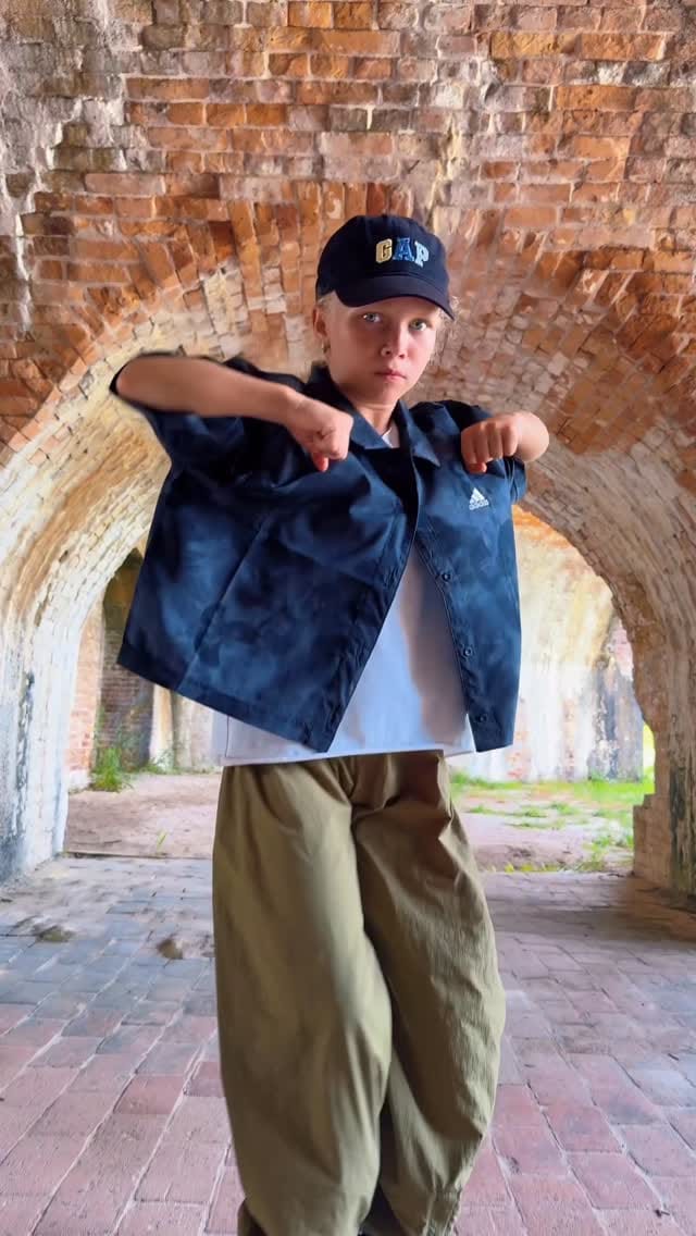 Post 2 by ꧁༺Eseniia Mikheeva ༻꧂  AGT•18•Dancer’s💃🏼 on Instagram (video)