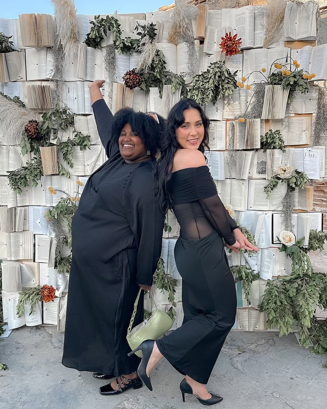Post 9 by Monique & Christine on Instagram (carousel)