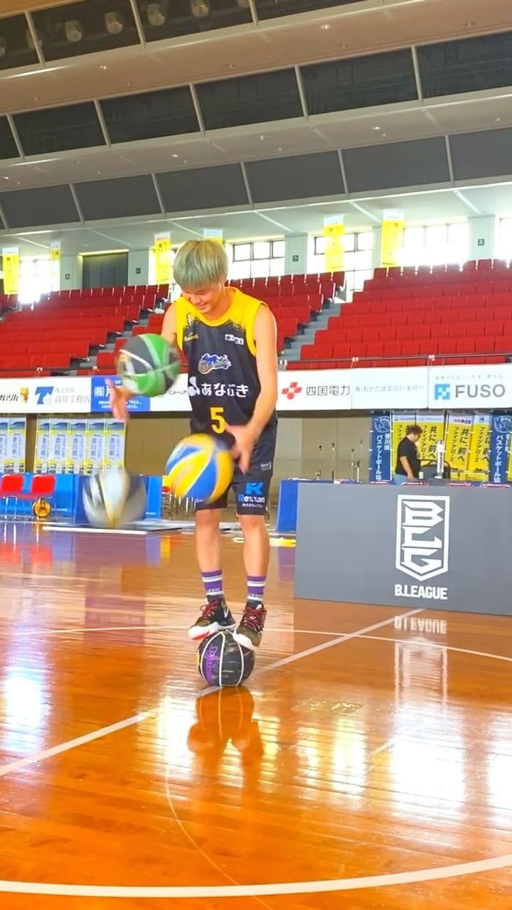Post 9 by Jun Hasegawa on Instagram (video)