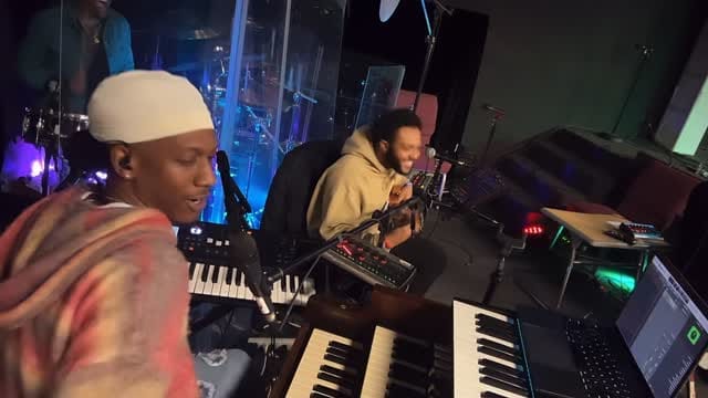Post 5 by Boog on Instagram (video)