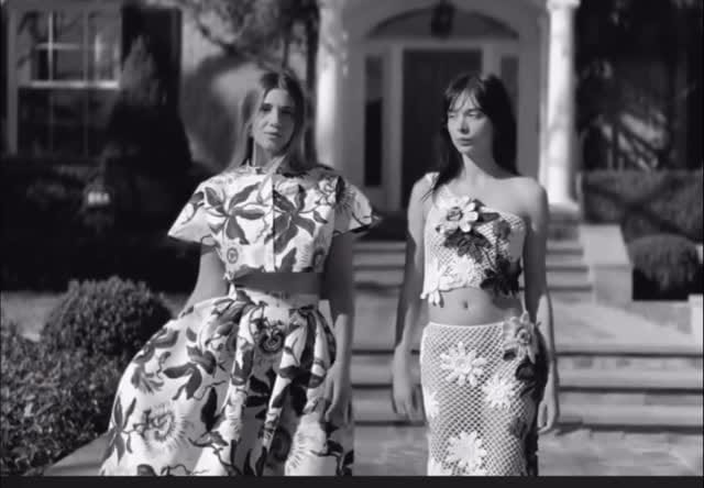 Post 4 by Aratz Zuazo on Instagram (video)