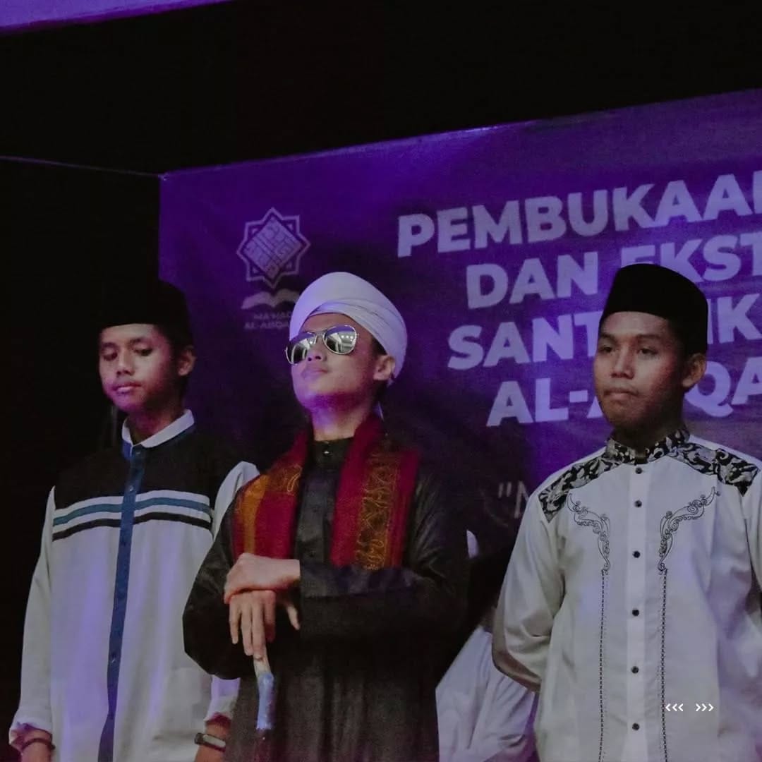 Post 10 by Muhammad Sirajuddin Akmal on Instagram (image)