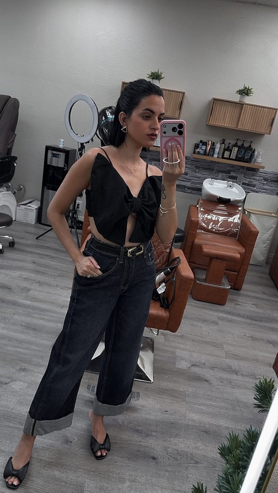 Post 2 by Claudia Zamora on Instagram (video)