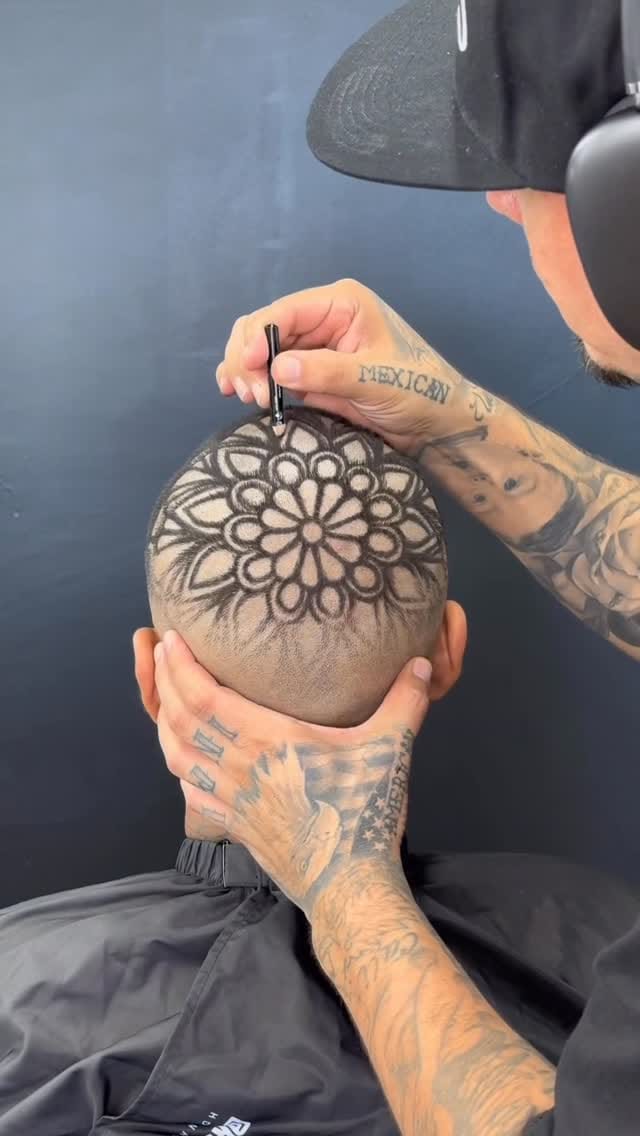 Post 3 by Rob The Original on Instagram (video)