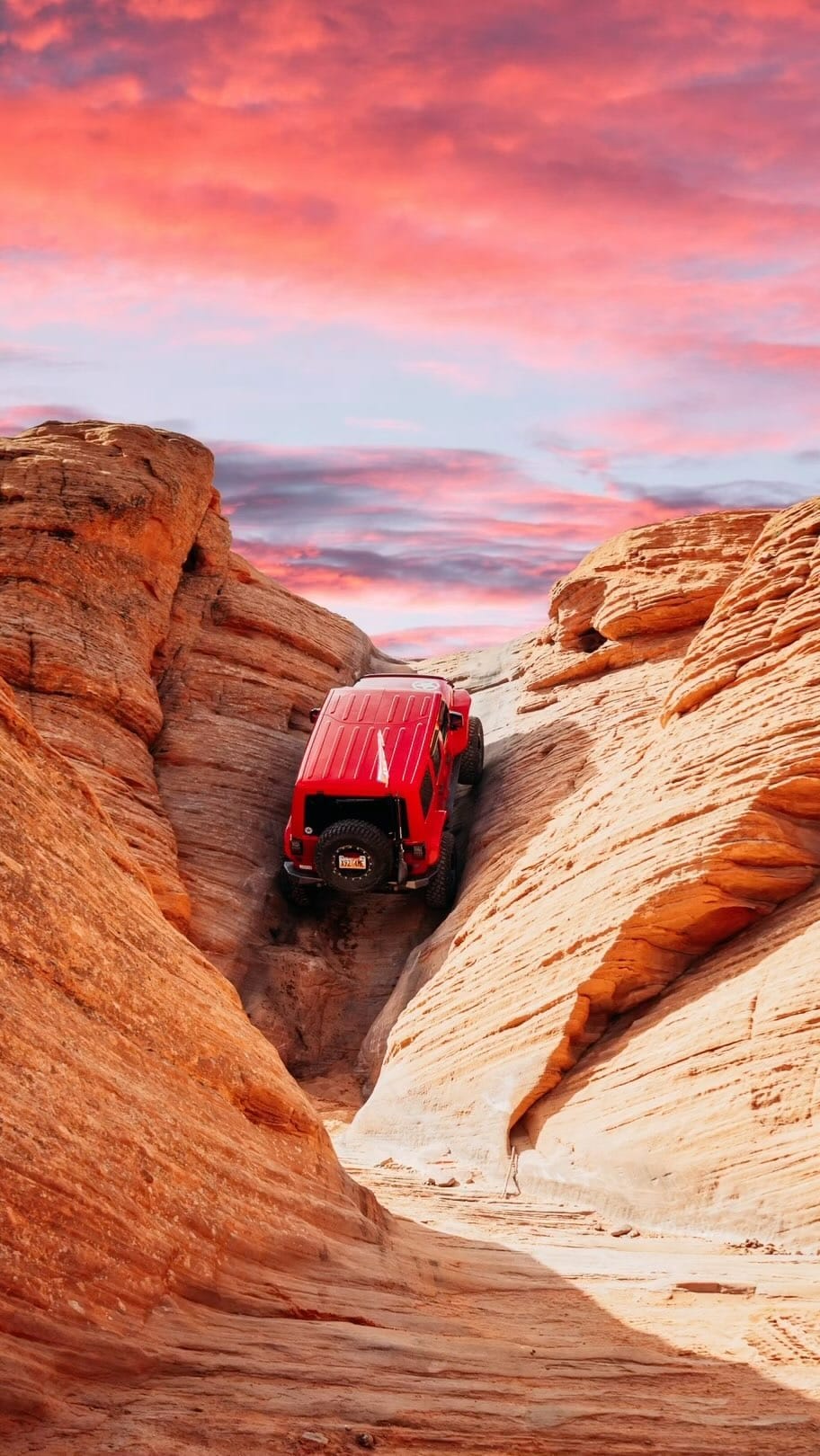Post 8 by Red Rock Crawlers on Instagram (video)