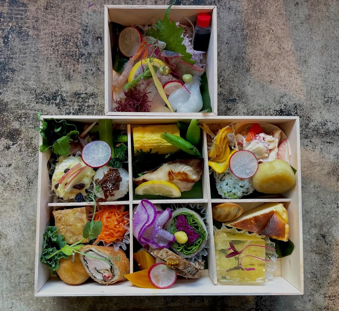 Post 3 by USAMI+finefood on Instagram (carousel)