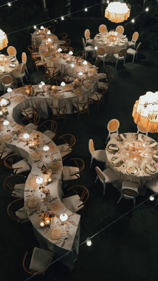 Post 8 by Manolo | Wedding Photographer on Instagram (video)