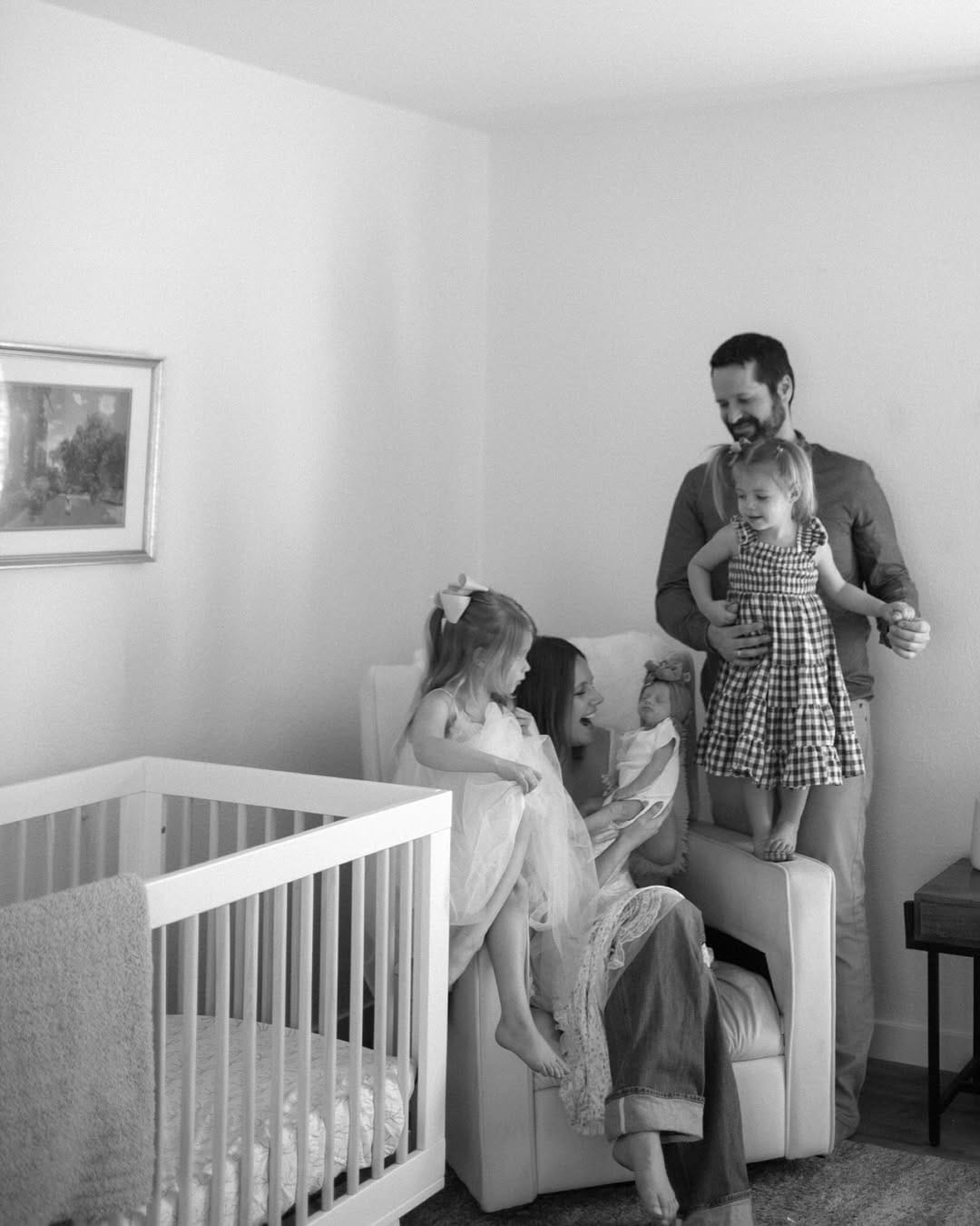 Post 9 by Mojdeh khoshnavaz- COLORADO & STL photographer on Instagram (carousel)