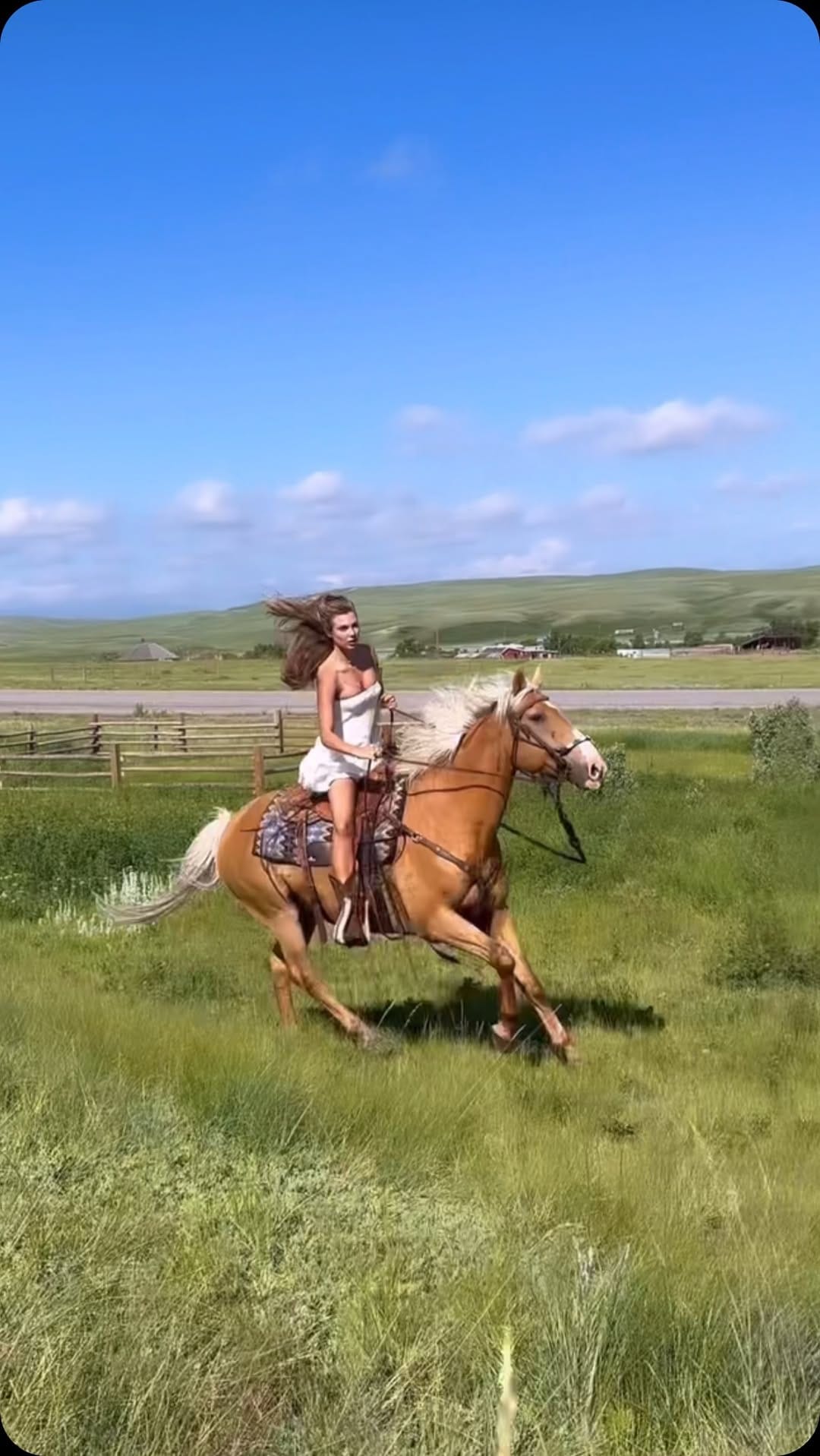 Post 10 by Gillian Nation on Instagram (video)