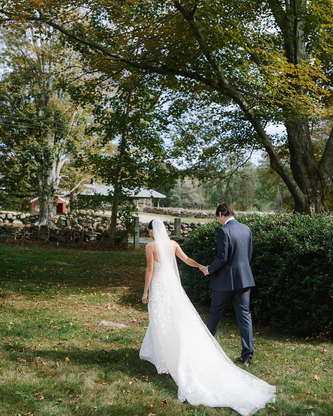 Post 2 by Weddings by Katherine Marchand on Instagram (carousel)