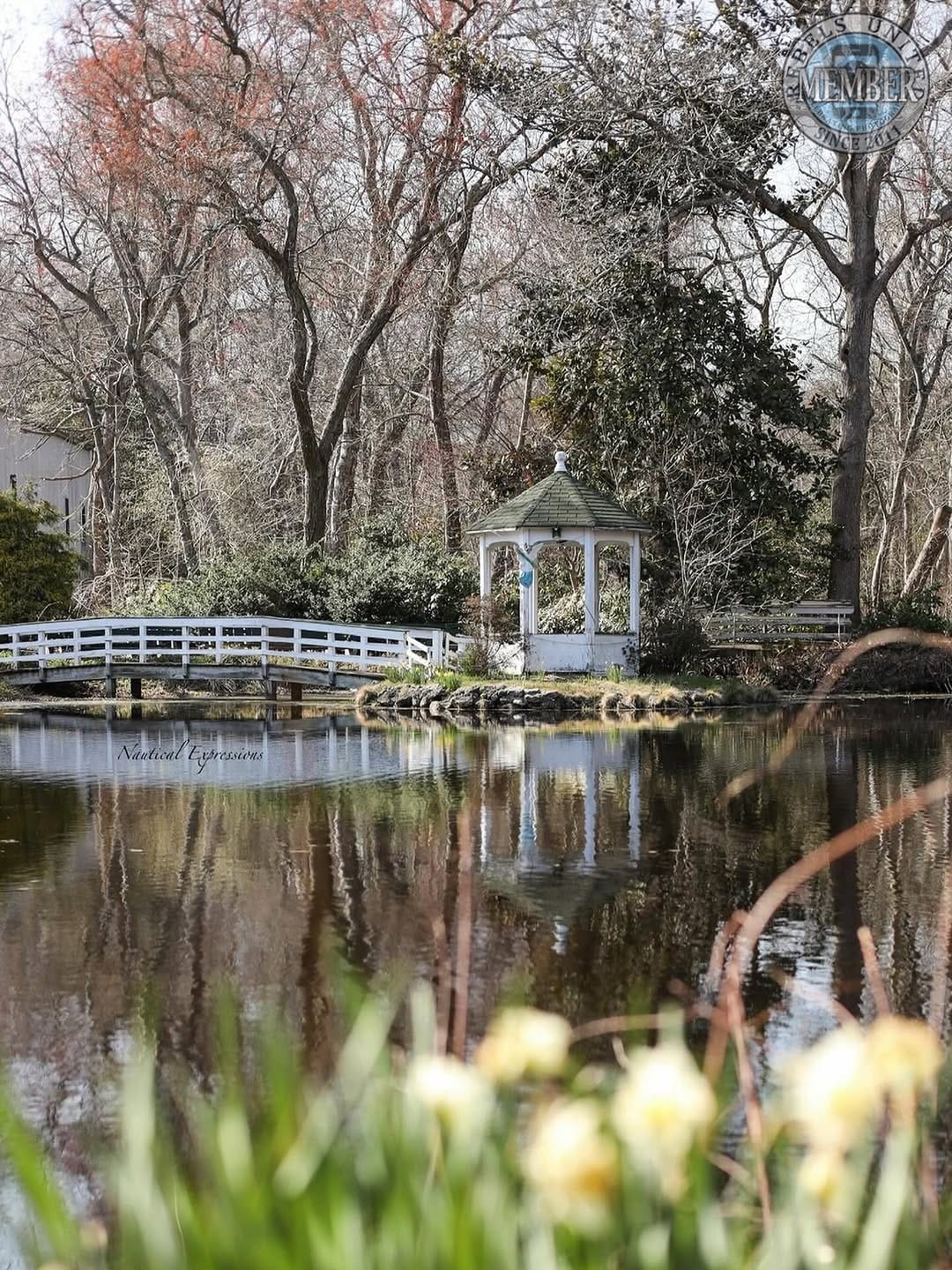 Post 10 by Christina on Instagram (image)