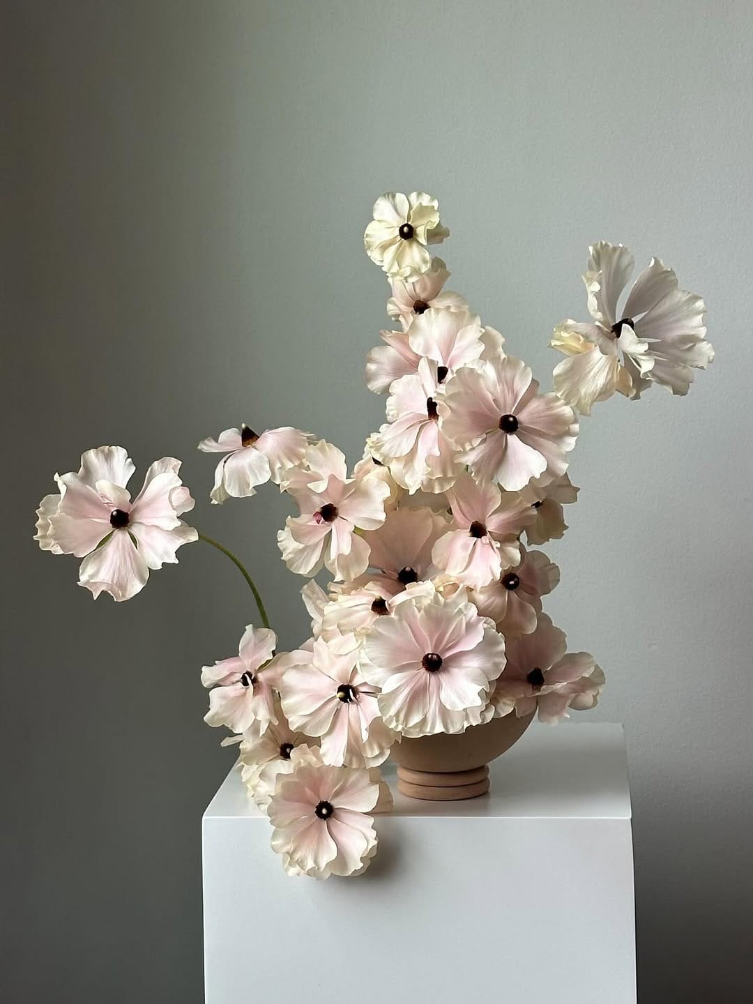 Post 3 by Oregon Floral Designer| Chas Thomas on Instagram (carousel)