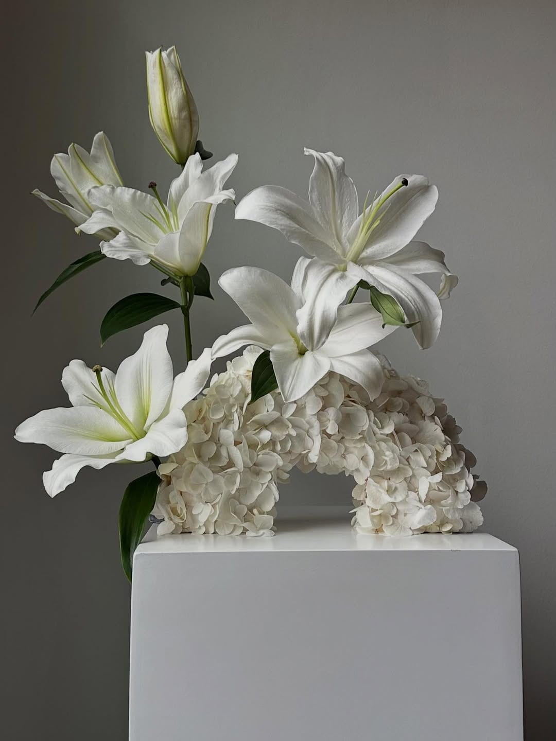 Post 6 by Oregon Floral Designer| Chas Thomas on Instagram (carousel)