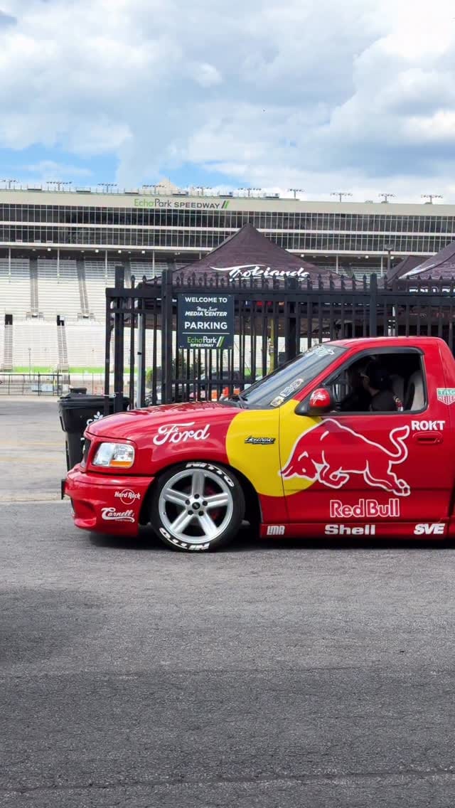 Post 7 by Victor Lopez | Freelance Photographer on Instagram (video)