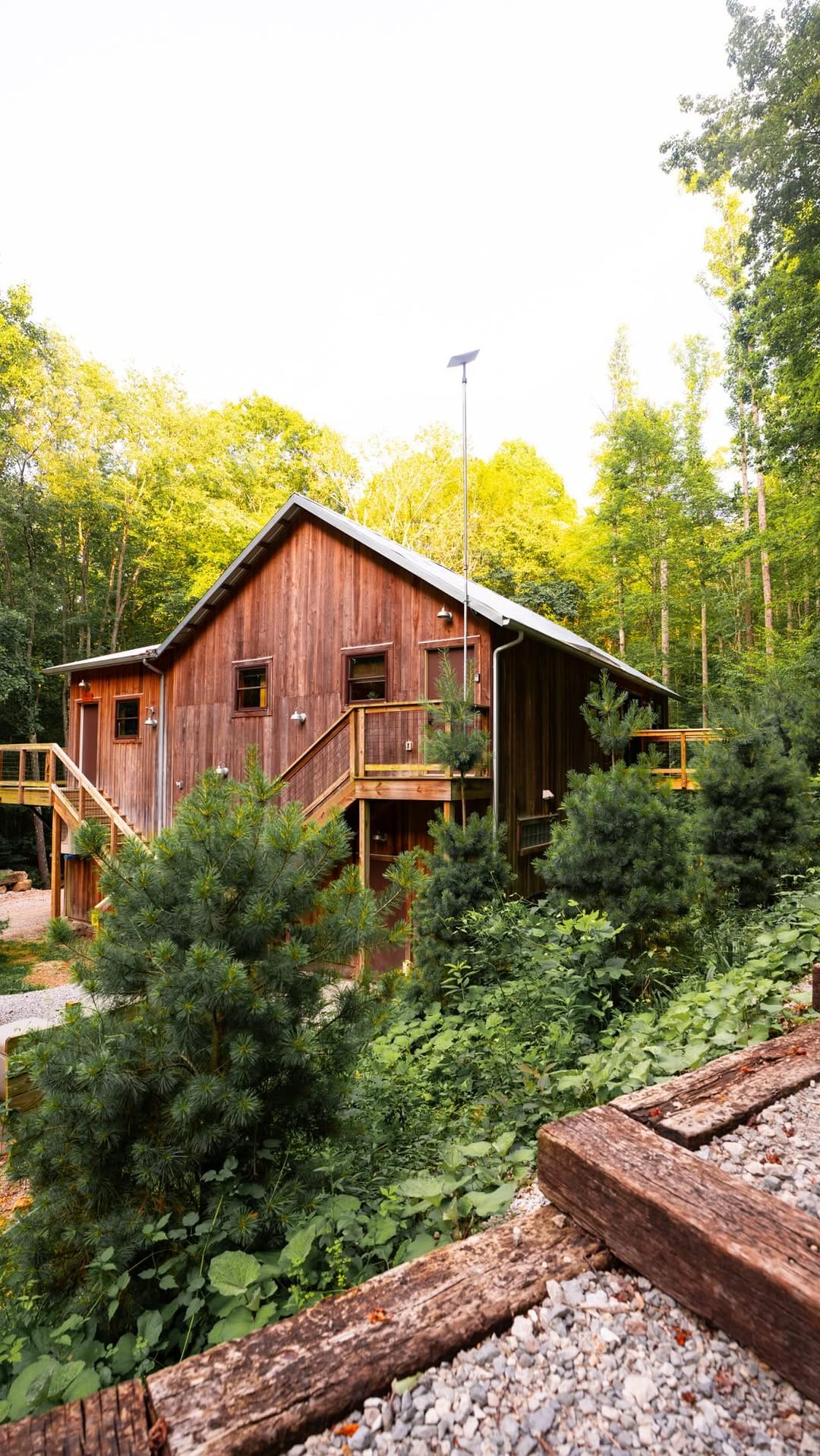 Post 6 by Hocking Hills Treehouse Cabins on Instagram (video)