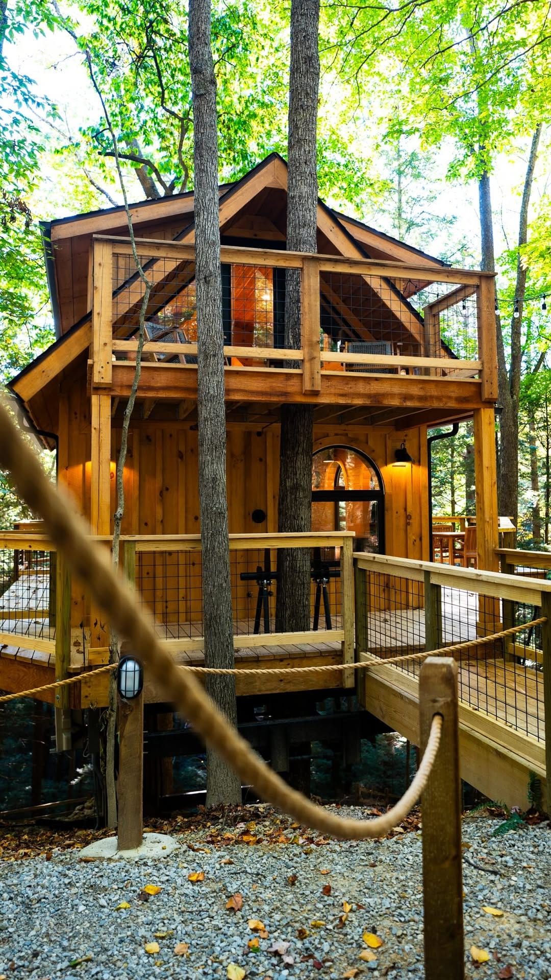 Post 7 by Hocking Hills Treehouse Cabins on Instagram (video)