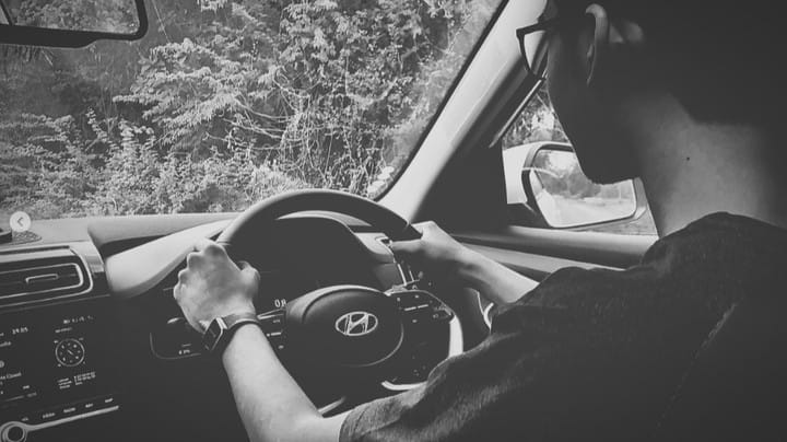 Post 10 by Hitansh Parikh on Instagram (image)