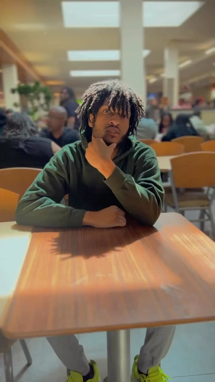 Post 6 by @foureign44 on Instagram (video)