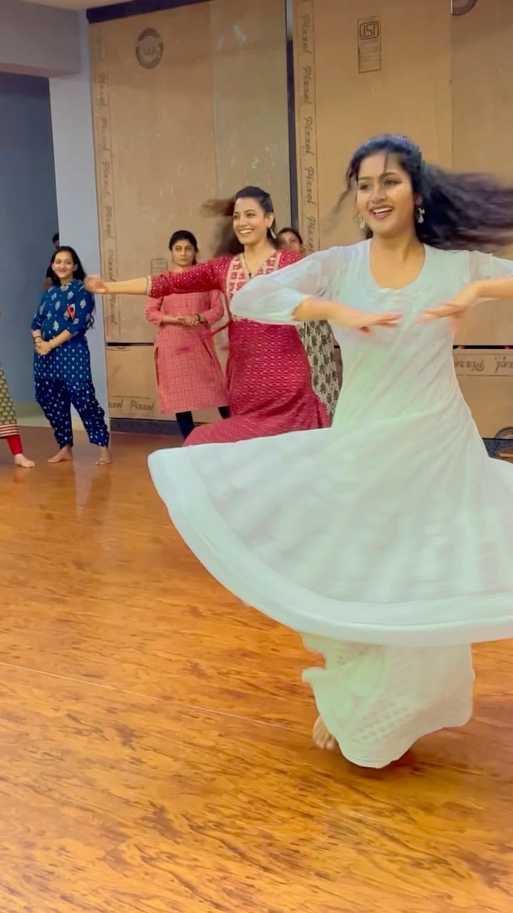 Post 10 by Harshitha G on Instagram (video)