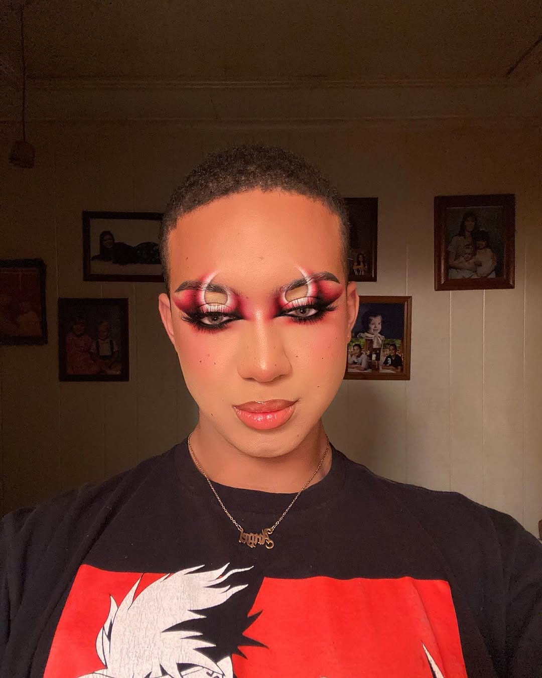 Post 9 by 𝖒𝖆𝖘𝖔𝖓 𝖑𝖆𝖓𝖊 - Creative MUA on Instagram (carousel)