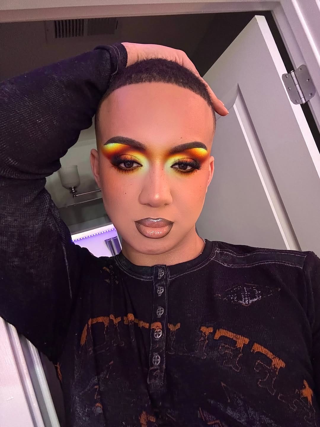 Post 4 by 𝖒𝖆𝖘𝖔𝖓 𝖑𝖆𝖓𝖊 - Creative MUA on Instagram (carousel)
