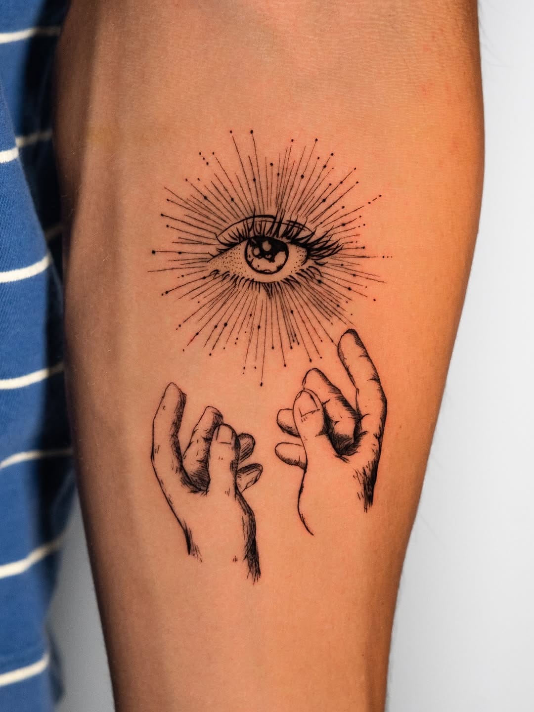 Post 5 by Tattoo artist💖Micro realism and Fine line on Instagram (image)