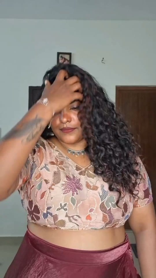 Post 1 by LEE PHOTOGRAPHI on Instagram (video)