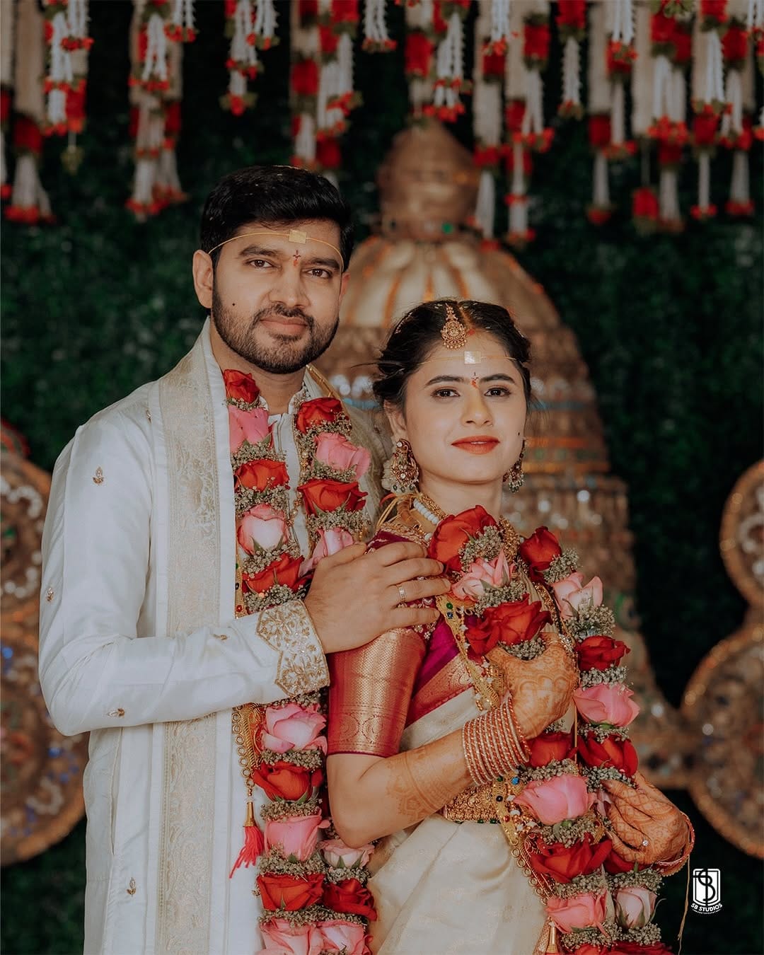 Post 5 by Dallas Wedding Photographer | SB Studios on Instagram (carousel)