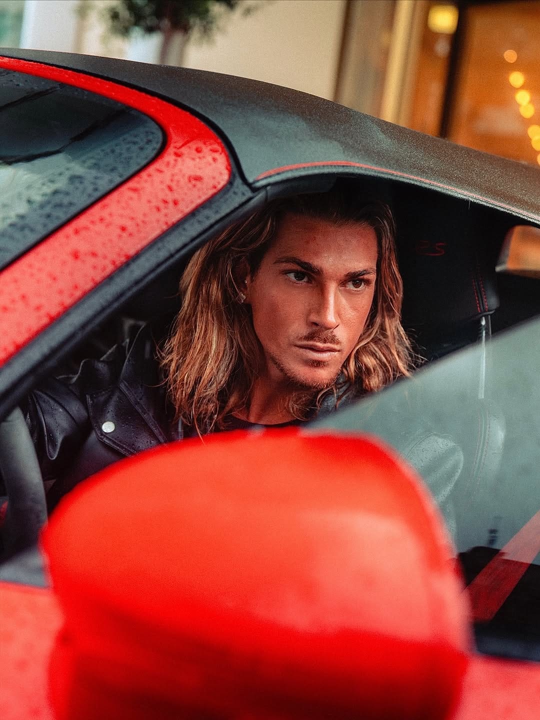 Post 8 by Samuele Giovannelli on Instagram (carousel)