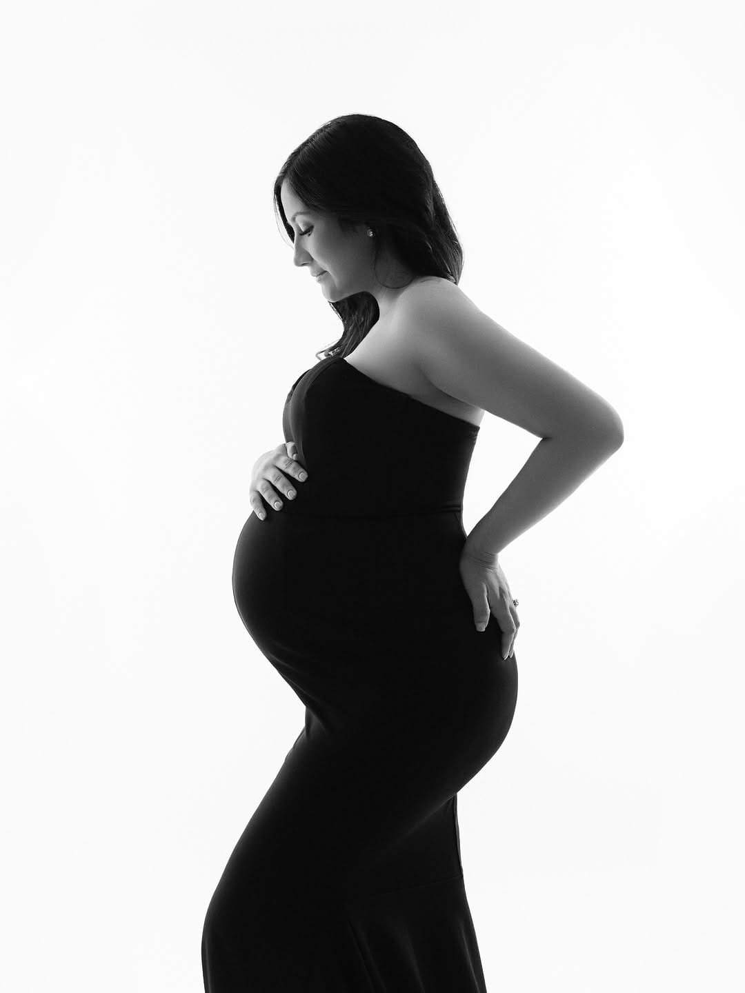 Post 6 by Photography by Ale | Houston Maternity Newborn Photographer on Instagram (carousel)