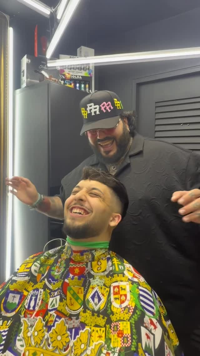 Post 2 by @victorinostylo on Instagram (video)