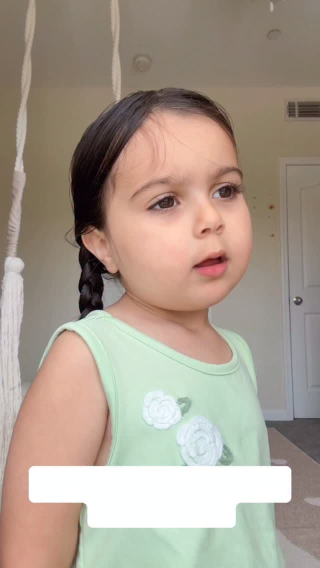 Post 1 by Lilia.officialusa on Instagram (video)