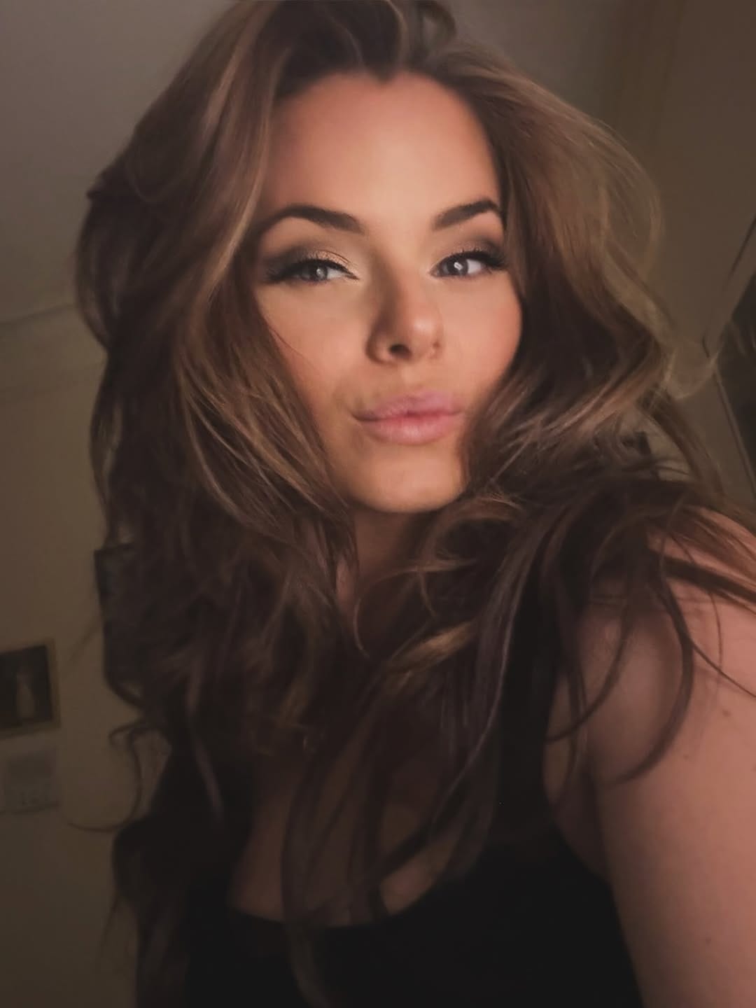 Post 5 by 𝐊𝐚𝐲𝐥𝐚 𝐑𝐞𝐞𝐯𝐞𝐬 on Instagram (image)