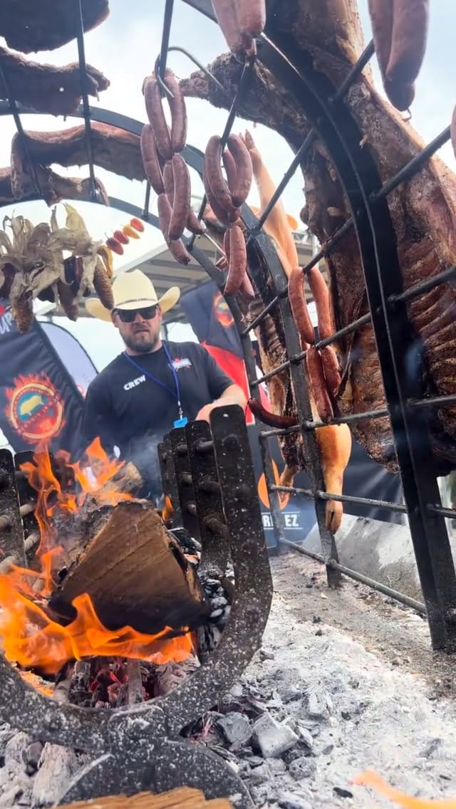 Post 1 by Bigjavs_bbq on Instagram (video)