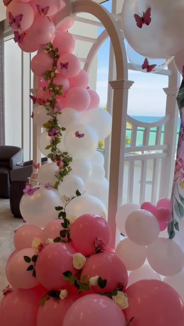 Post 4 by Yireth Events on Instagram (video)
