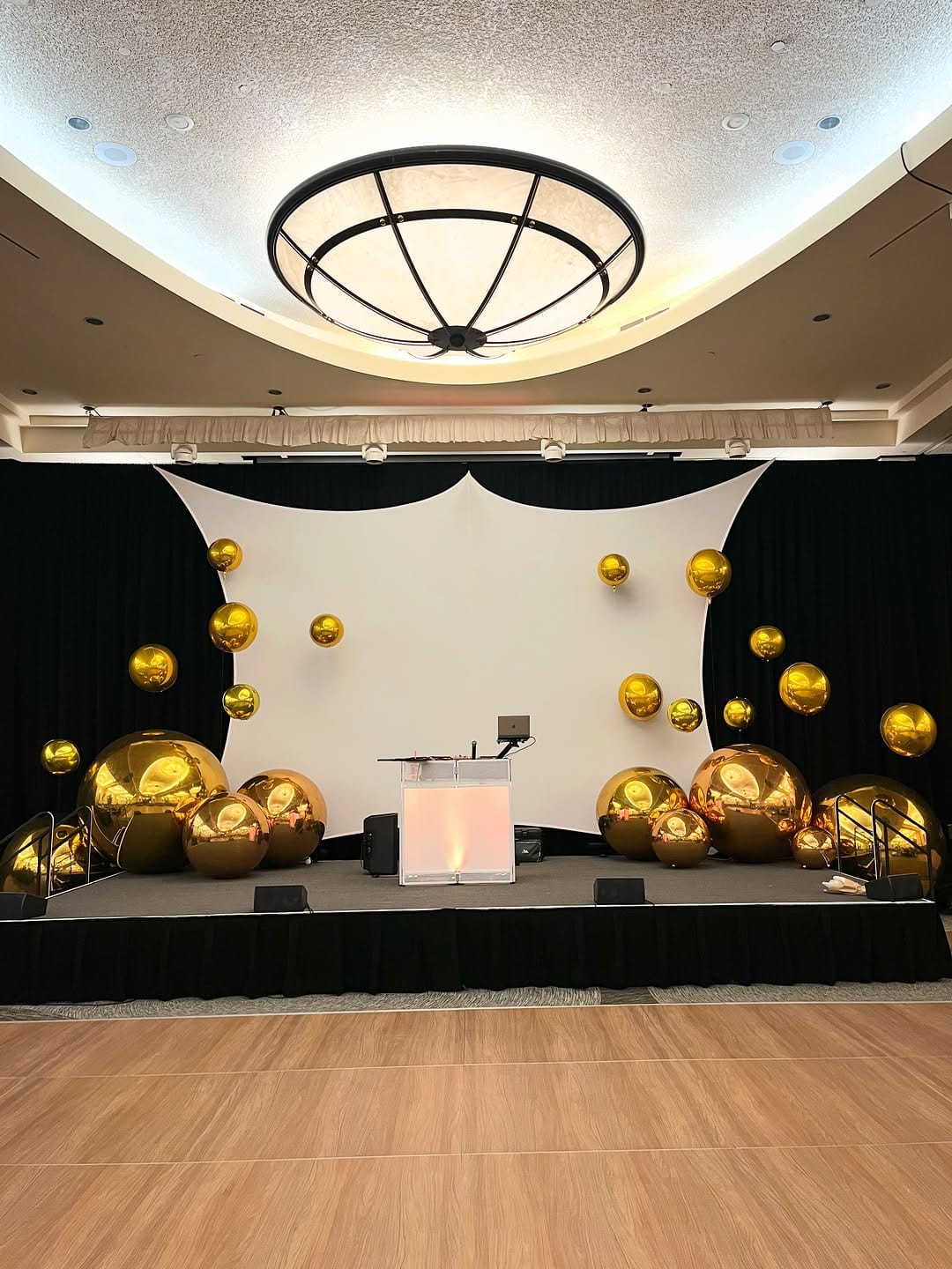 Post 4 by Balloon Decorations and Event Rentals Palm Beach on Instagram (carousel)