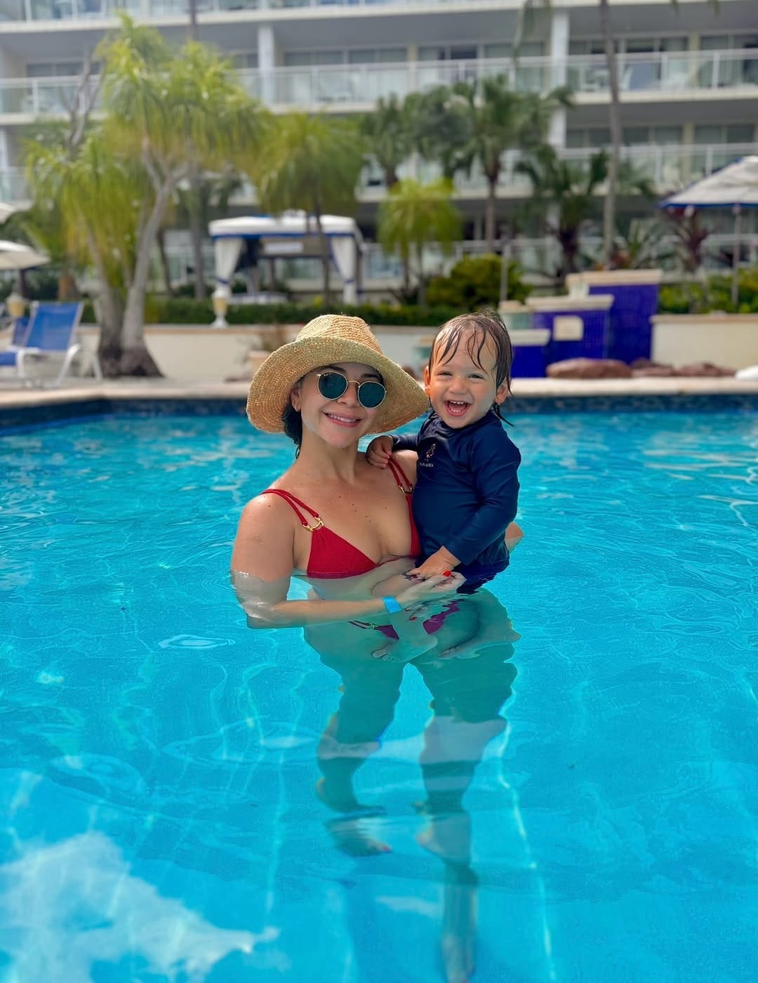 Post 2 by Sarah Avila, MD on Instagram (carousel)
