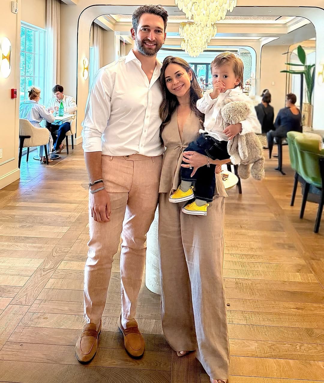 Post 7 by Sarah Avila, MD on Instagram (carousel)