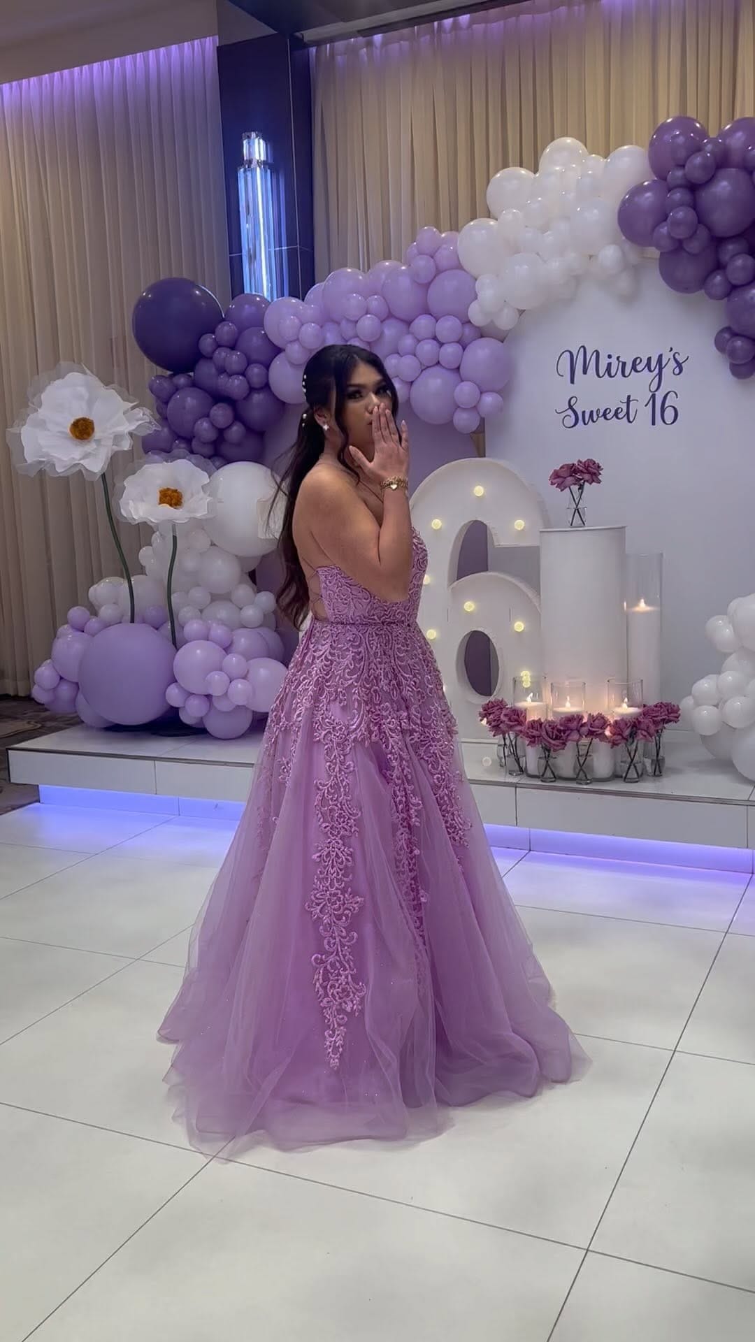 Post 10 by 2ClassyGals Events & Flowers on Instagram (video)