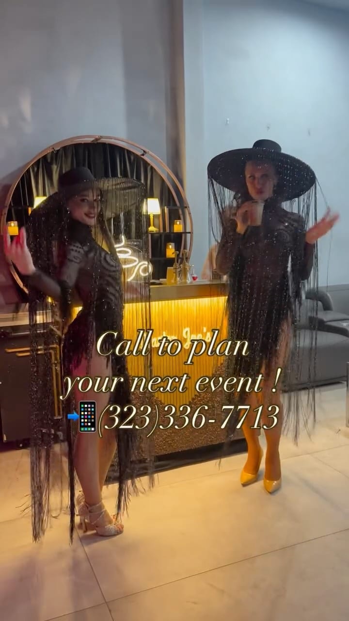 Post 5 by 2ClassyGals Events & Flowers on Instagram (video)